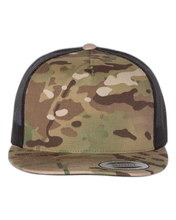 Load image into Gallery viewer, Multicam Green/ Black — front · rembg
