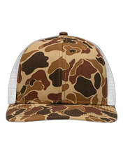 Load image into Gallery viewer, Chino Duck Camo/ White — front · rembg
